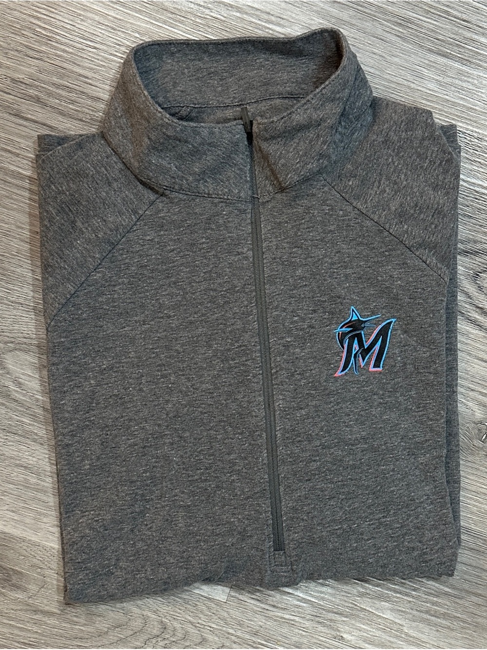 Miami Marlins Under Armour 1/4 Zip Pullover Shirt Ladies Large